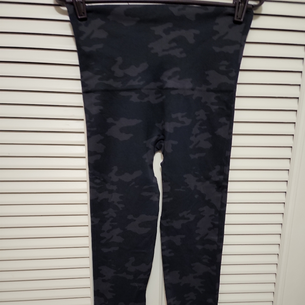 SPANX LEGGINGS